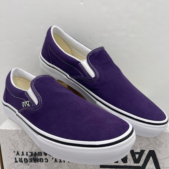 Vans Men’s Classic Purple Skate Slip-On
Purple/Black
VN0A2Z31PCA Sneakers - Picture 6 of 16